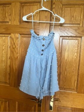 ChicMe - Strapless Smocked Button-Front Romper